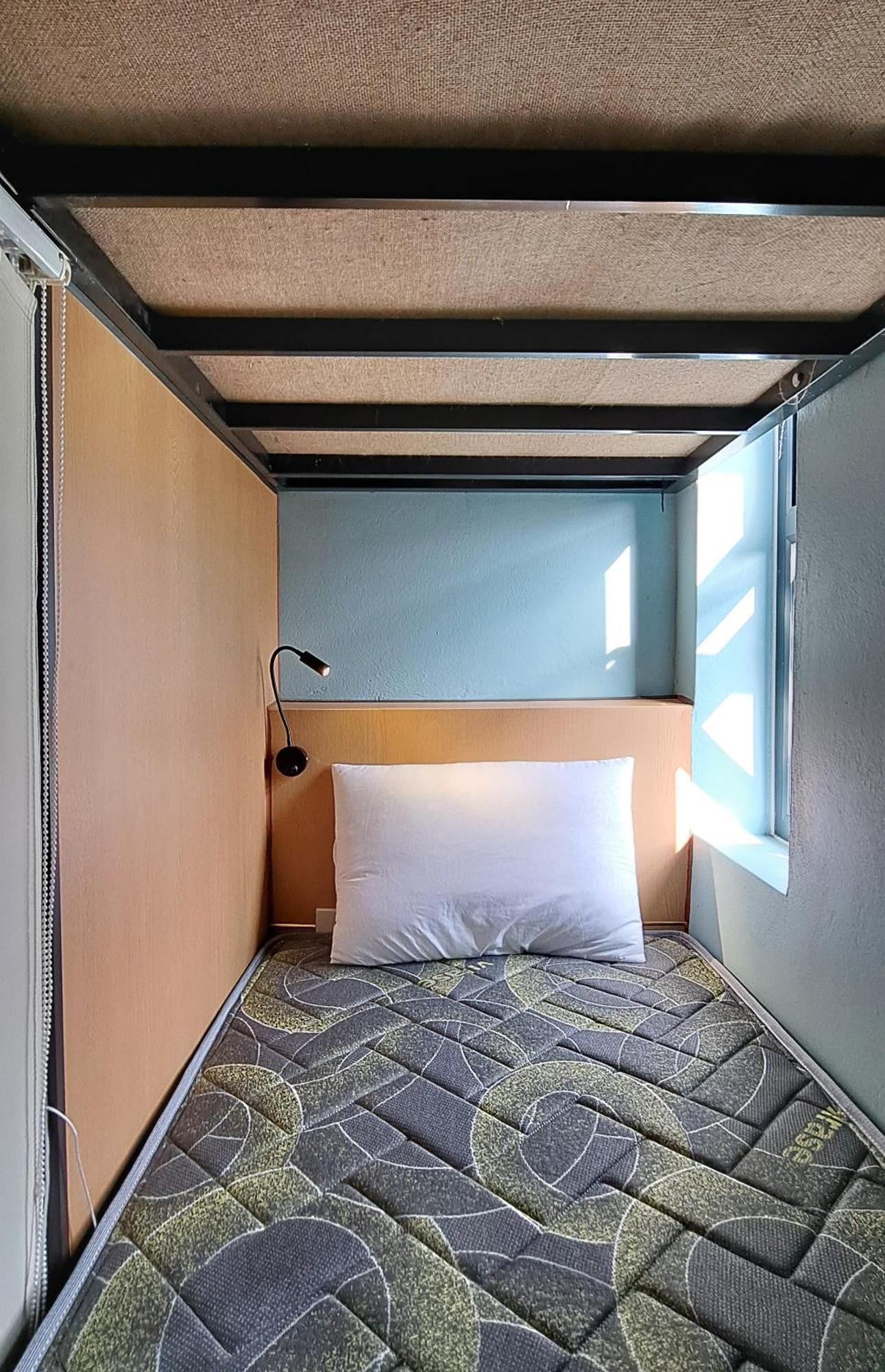 Amy House Apartment Нин Бин Екстериор снимка